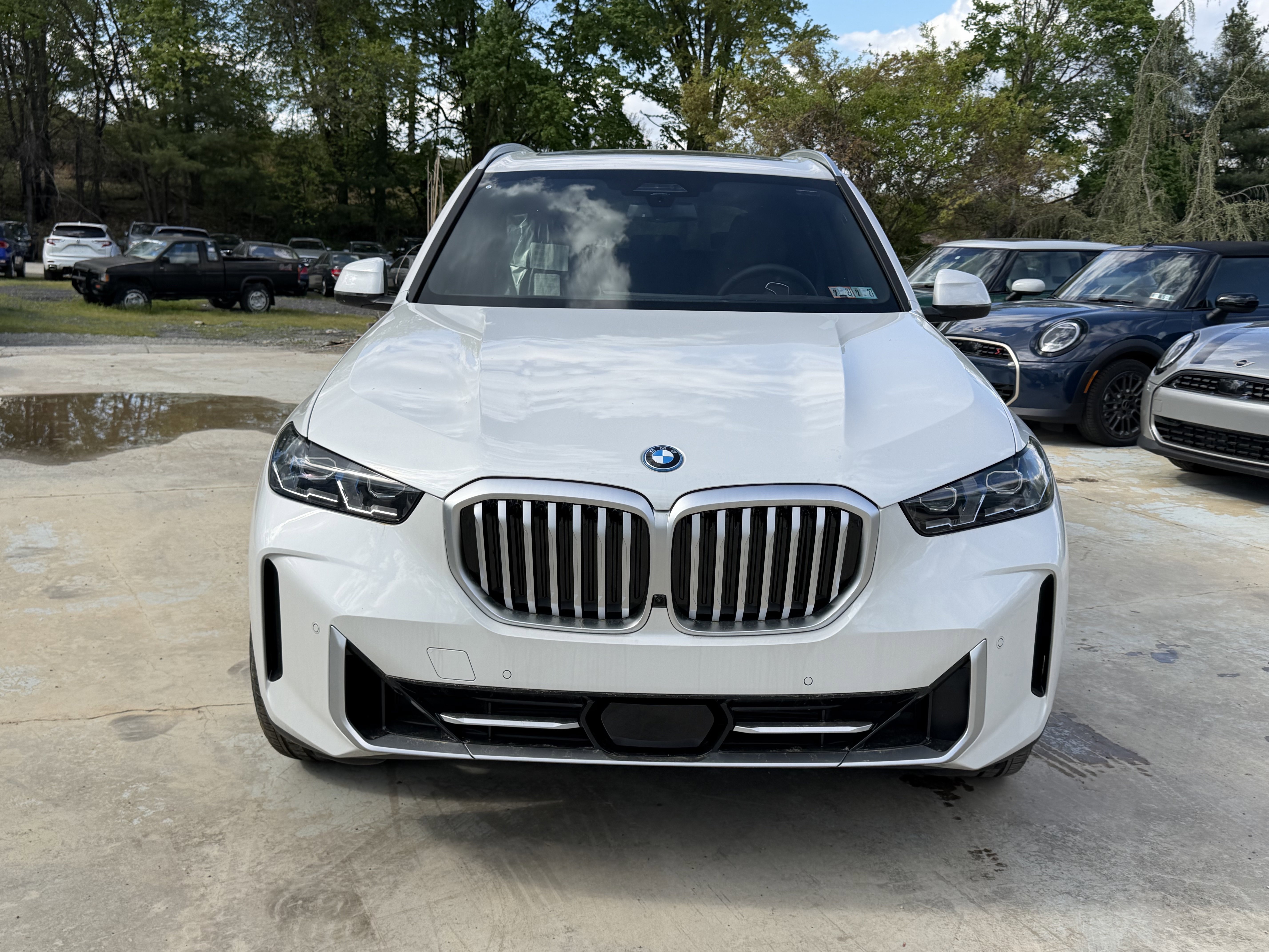 Used 2026 BMW X5 xDrive50e AWD/4WD image 2