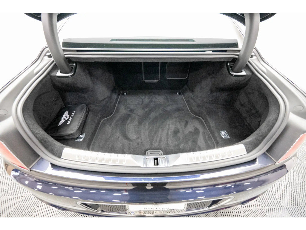 Certified 2023 Bentley Flying Spur V8 AWD/4WD image 47