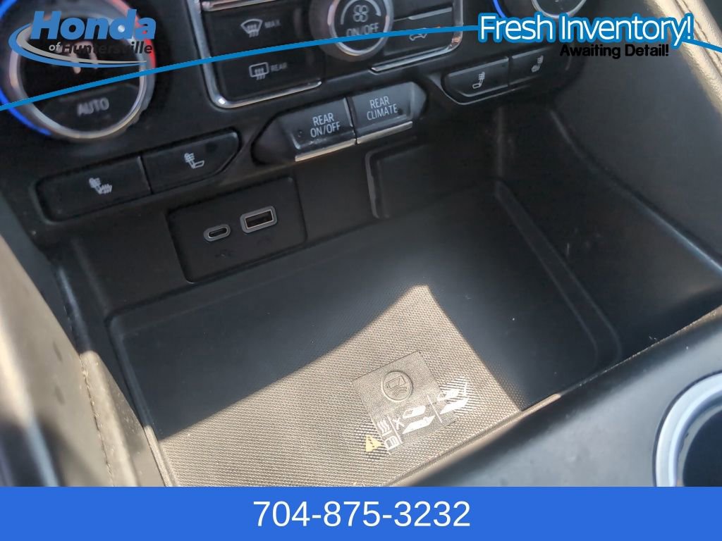 Used 2022 Chevrolet Tahoe Z71 w/ Luxury Package image 27