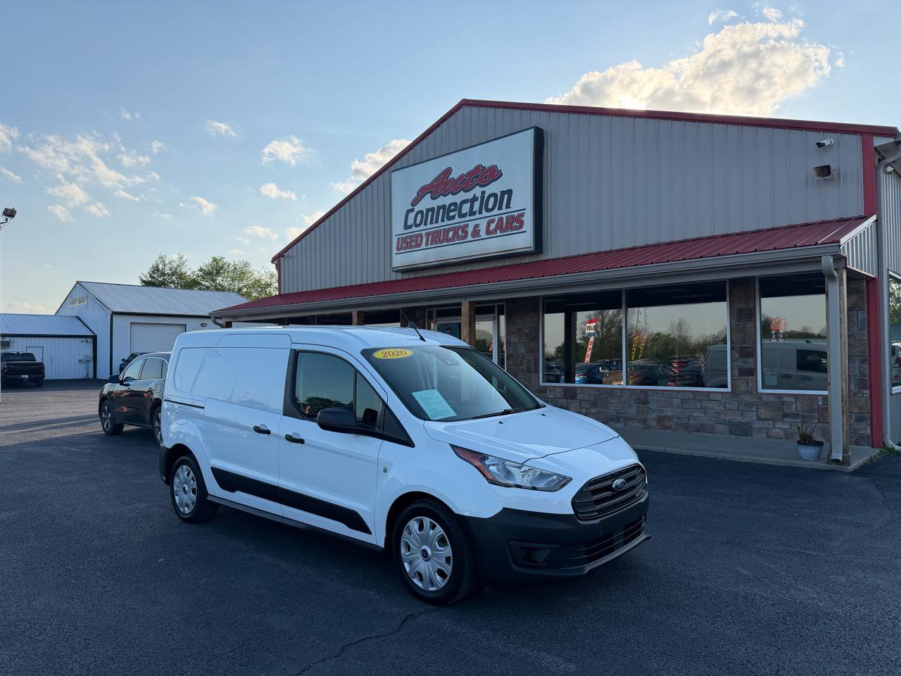 Used 2020 Ford Transit Connect XL image 1