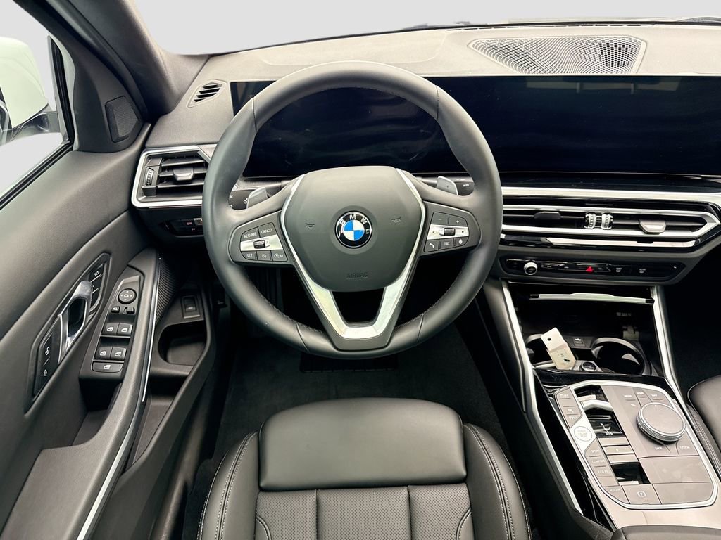 Certified 2024 BMW 330i Sedan w/ Convenience Package RWD image 10