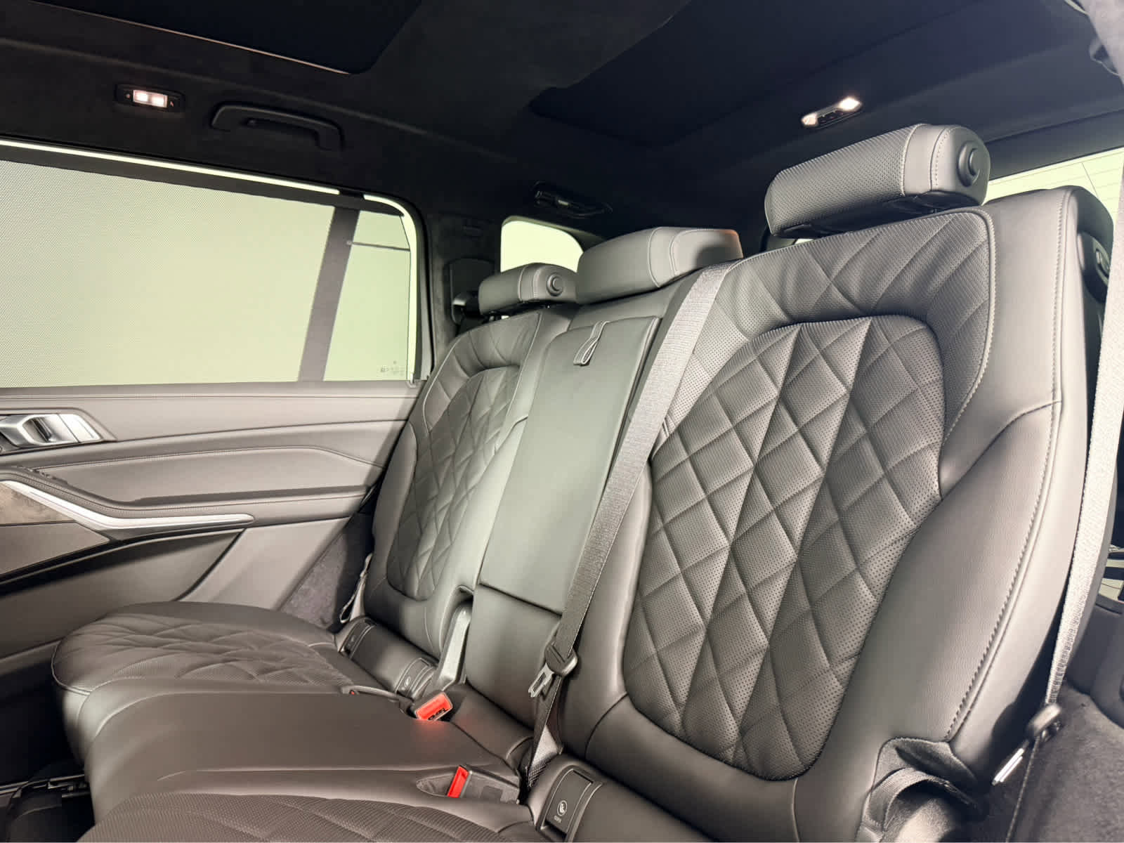 New 2026 BMW X7 xDrive40i w/ M Sport Package image 16