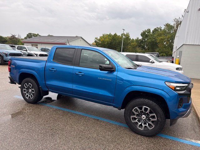 Used 2023 Chevrolet Colorado Z71 w/ Z71 Convenience Package 2 AWD/4WD image 5