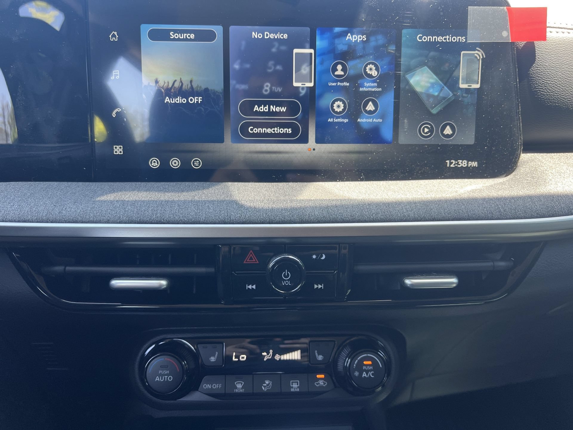 New 2026 Nissan Kicks SV w/ Cold Weather Package FWD image 4