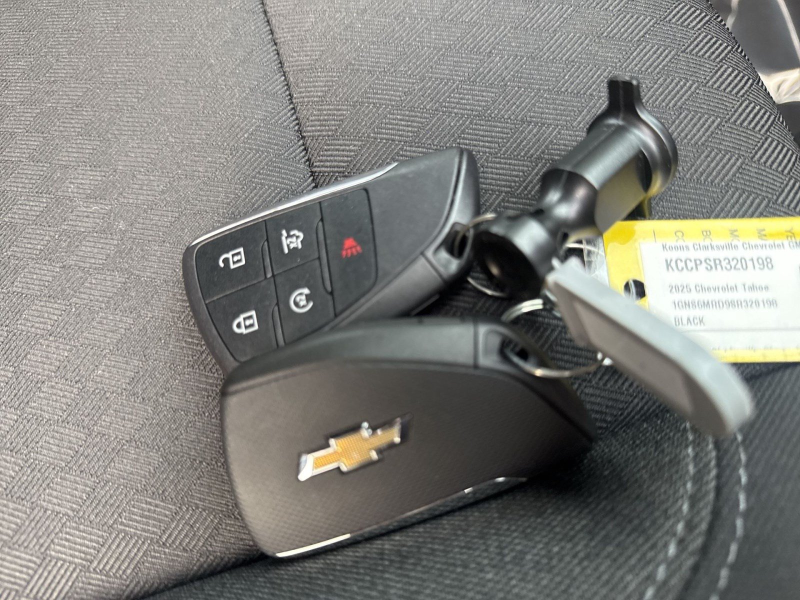 Used 2025 Chevrolet Tahoe LS AWD/4WD image 26