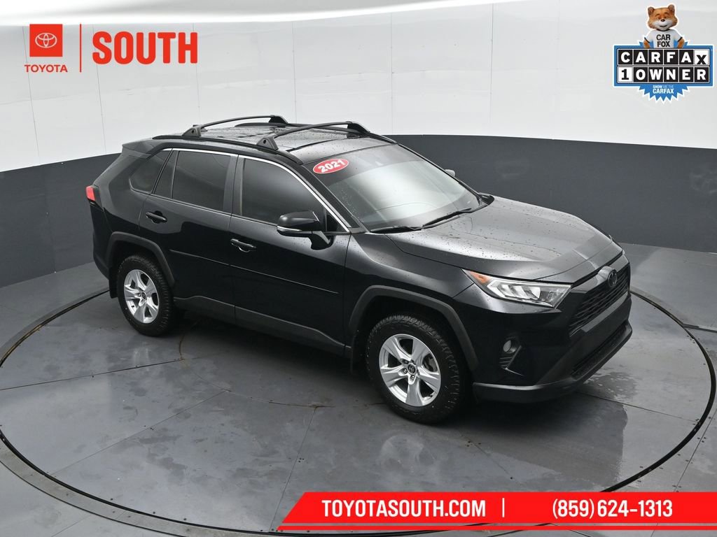 Used 2021 Toyota RAV4 XLE w/ Convenience Package image 42