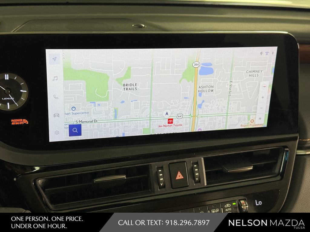 Used 2024 Lexus ES 350 w/ Premium Package FWD image 28