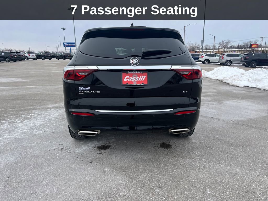 Used 2023 Buick Enclave Essence w/ Sport Touring Edition image 5