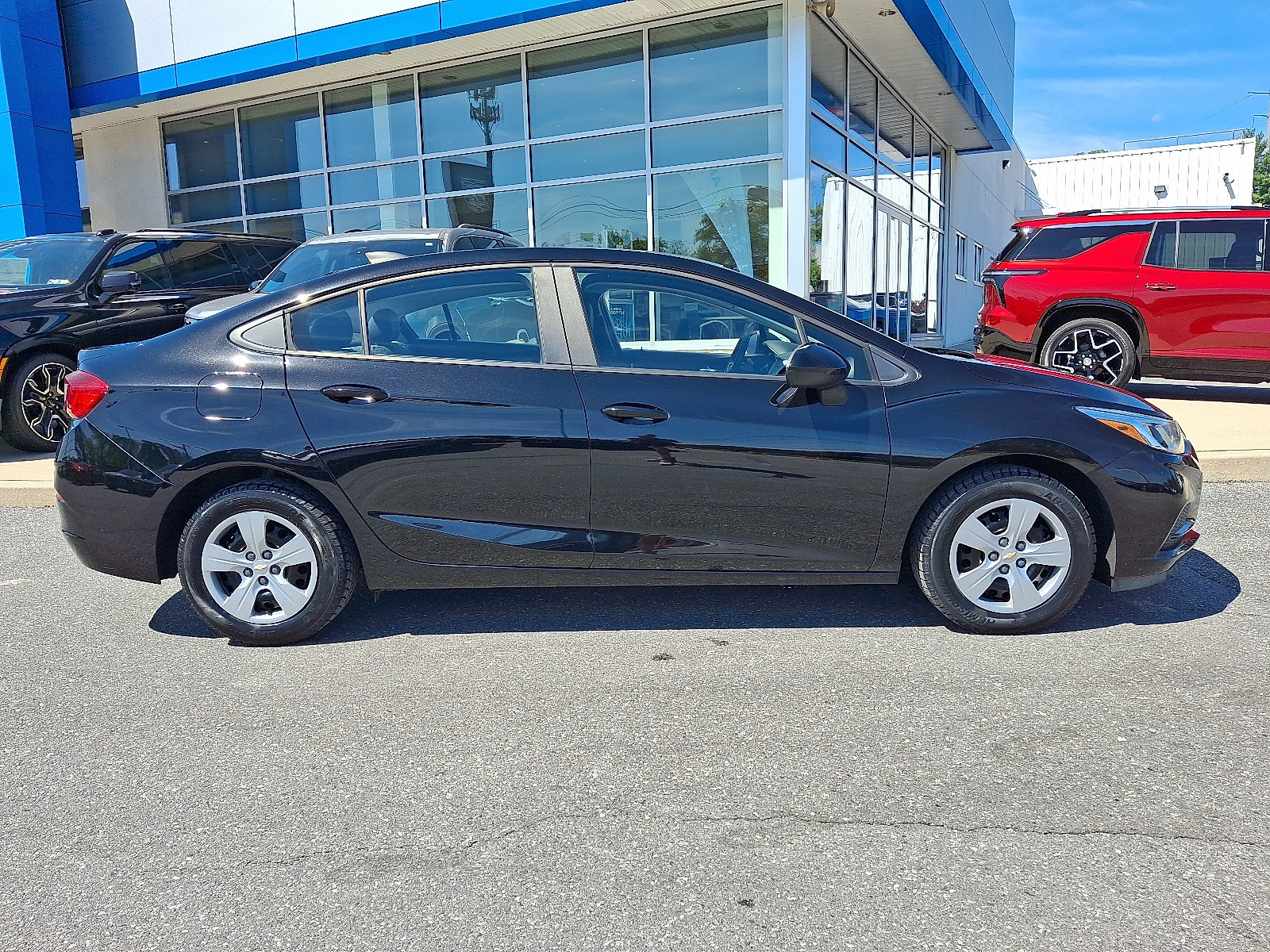 Used 2018 Chevrolet Cruze LS FWD image 8