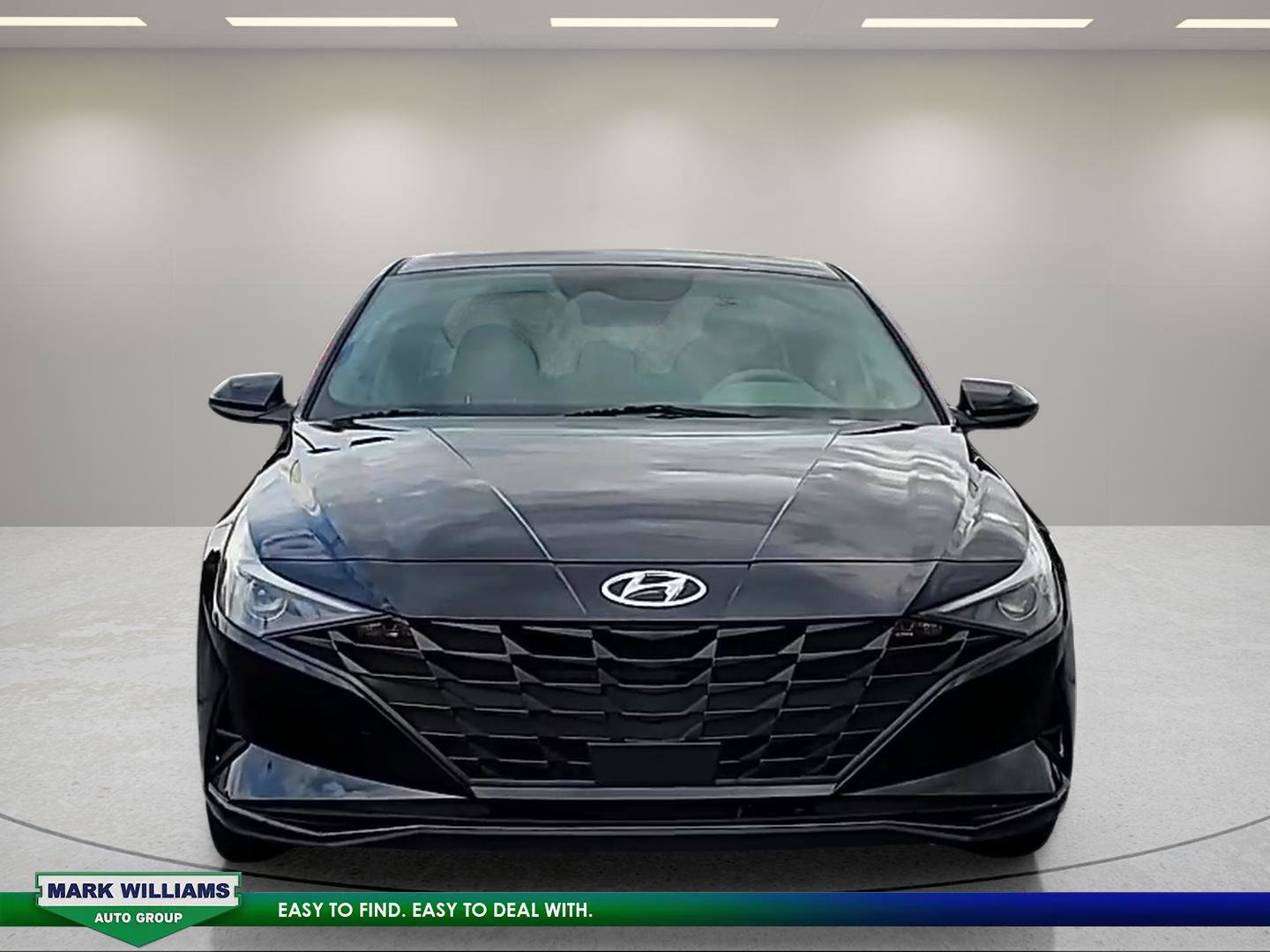 Used 2023 Hyundai Elantra SEL w/ Convenience Package FWD image 9