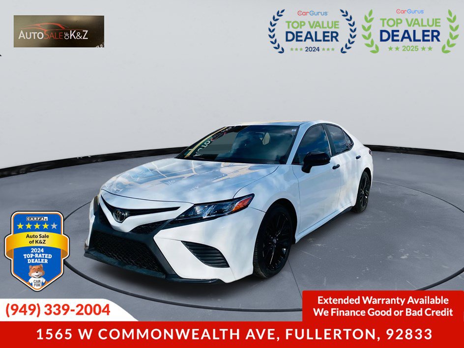 Used 2022 Toyota Camry SE FWD image 2