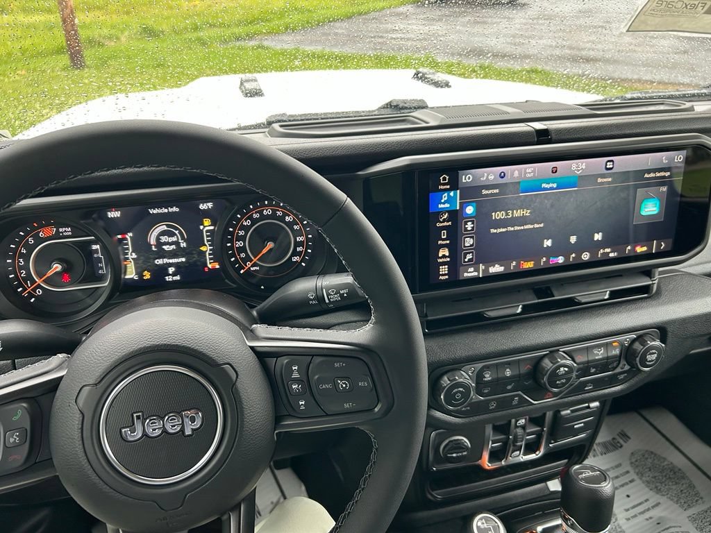 New 2026 Jeep Gladiator Sport AWD/4WD image 14