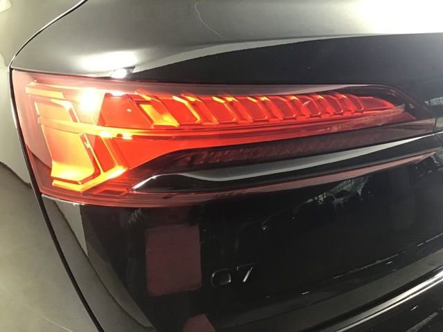 Certified 2026 Audi Q7 3.0T Premium Plus w/ Premium Plus Package AWD/4WD image 30