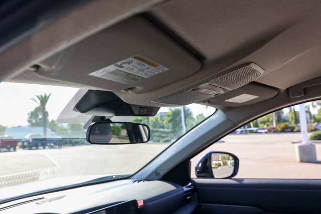 New 2025 Nissan Kicks SR image 13