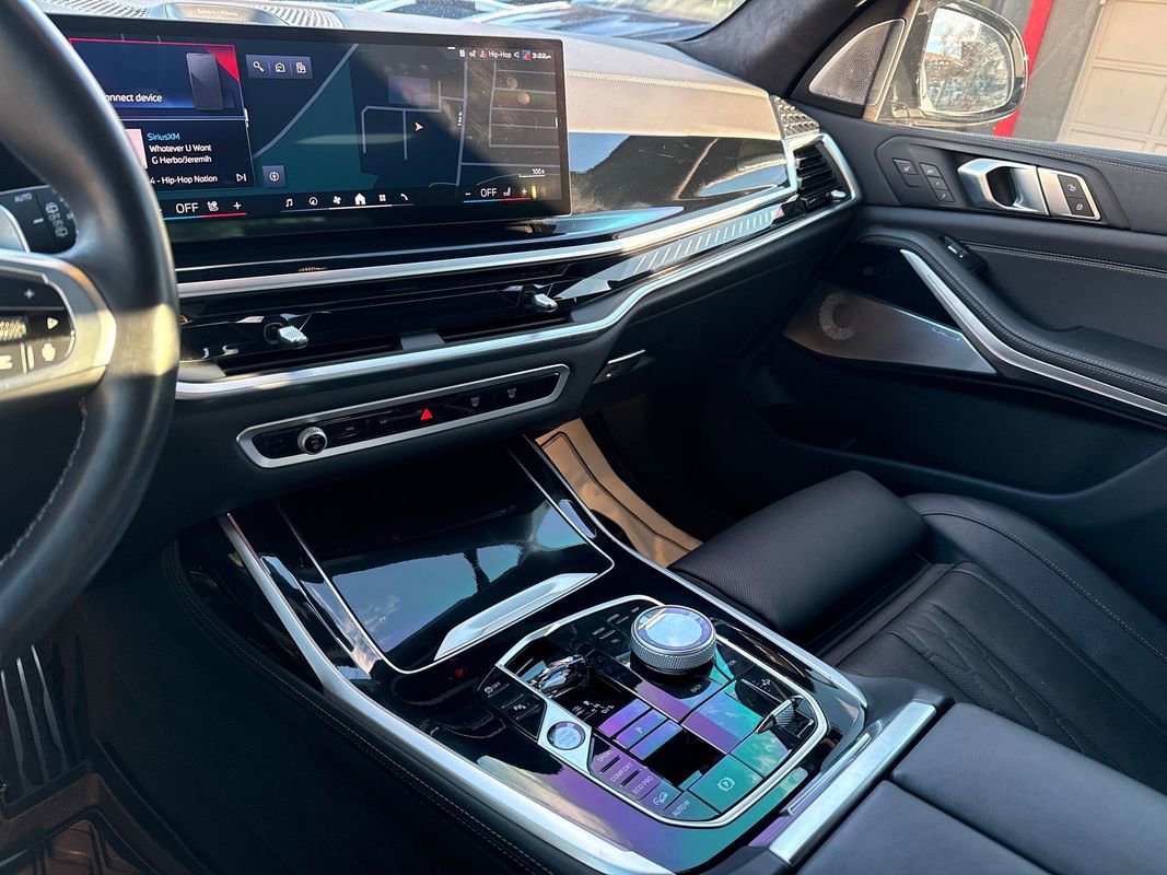 Used 2024 BMW X7 M60i w/ Executive Package image 26