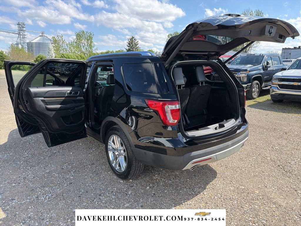 Used 2016 Ford Explorer Limited w/ Equipment Group 301A AWD/4WD image 24
