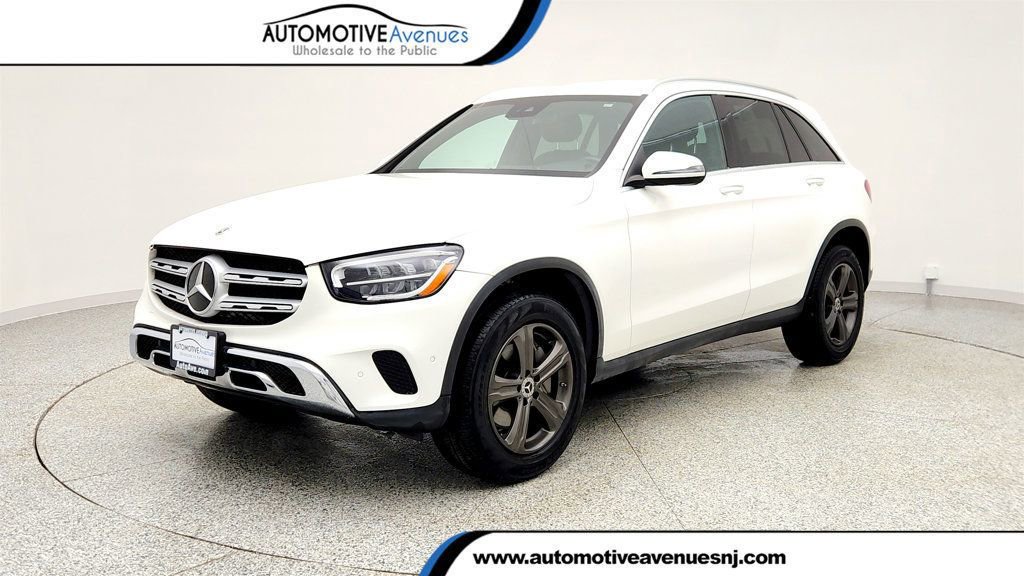 Used 2022 Mercedes-Benz GLC 300 4MATIC image 1