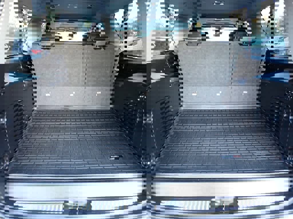 Used 2019 GMC Yukon XL SLT image 11