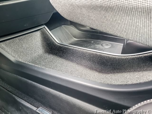 Certified 2025 Cadillac Optiq Luxury 2 w/ LPO, Floor Liner Package AWD/4WD image 28
