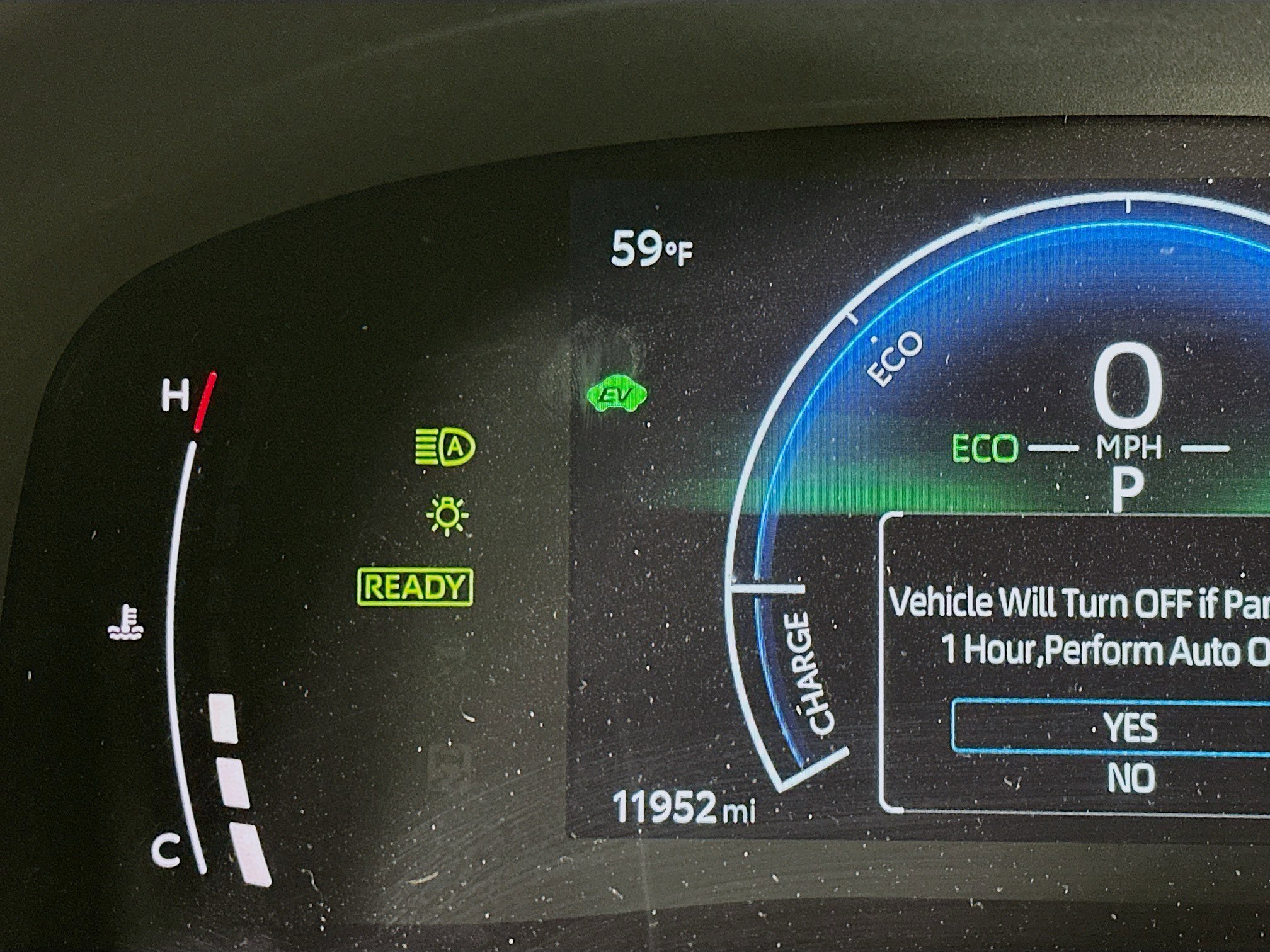 Used 2025 Toyota Camry SE image 19