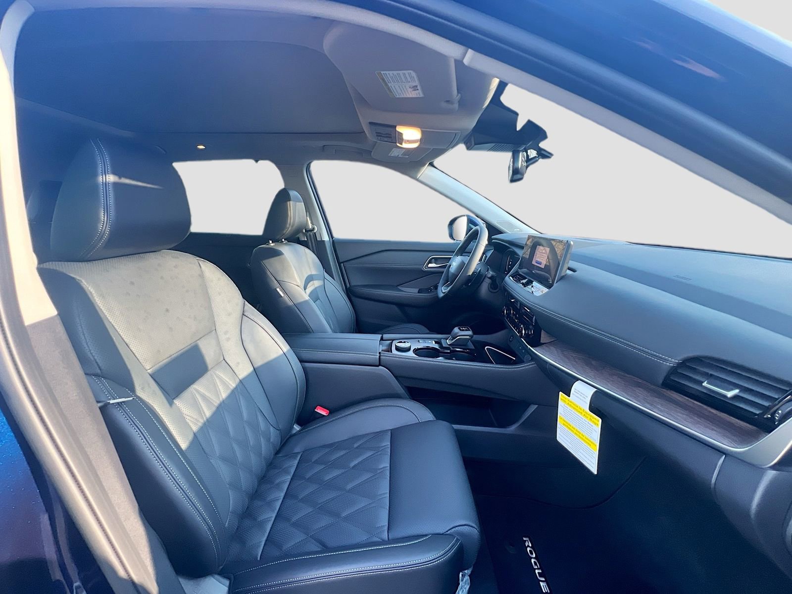 New 2026 Nissan Rogue Platinum w/ Platinum Premium Package image 31