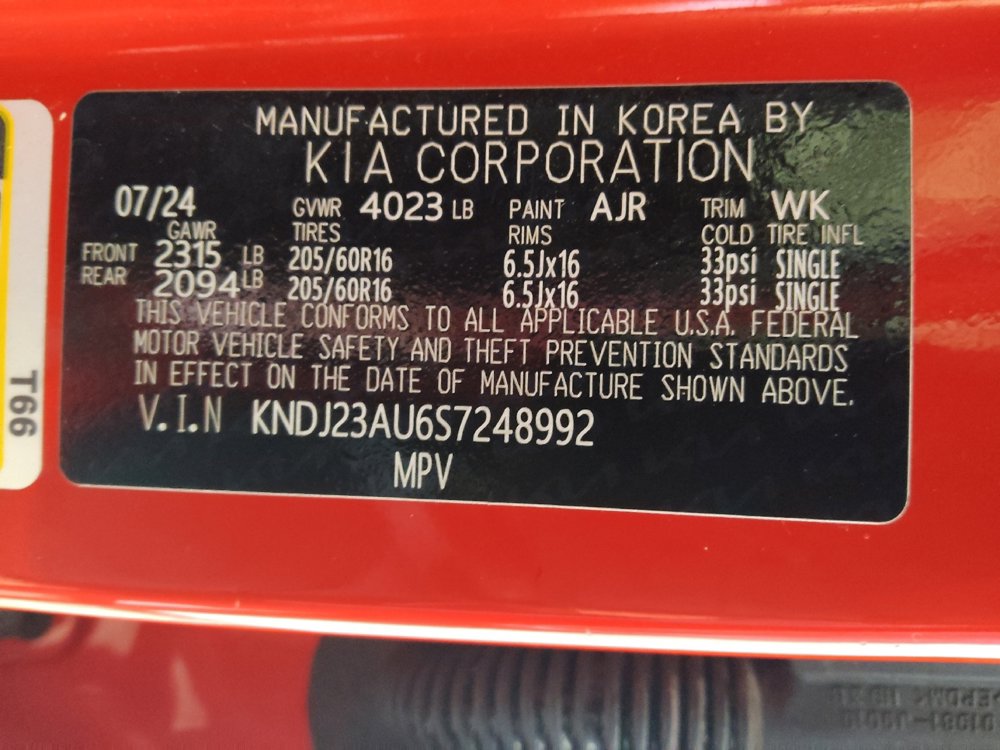 Used 2025 Kia Soul S FWD image 33