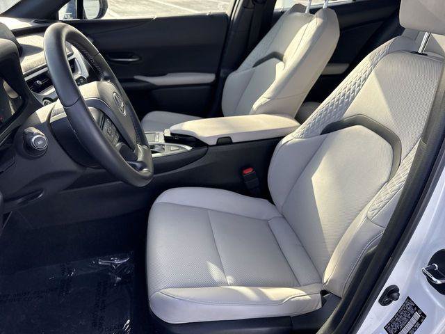 Certified 2022 Lexus UX 200 w/ Premium Package FWD image 11