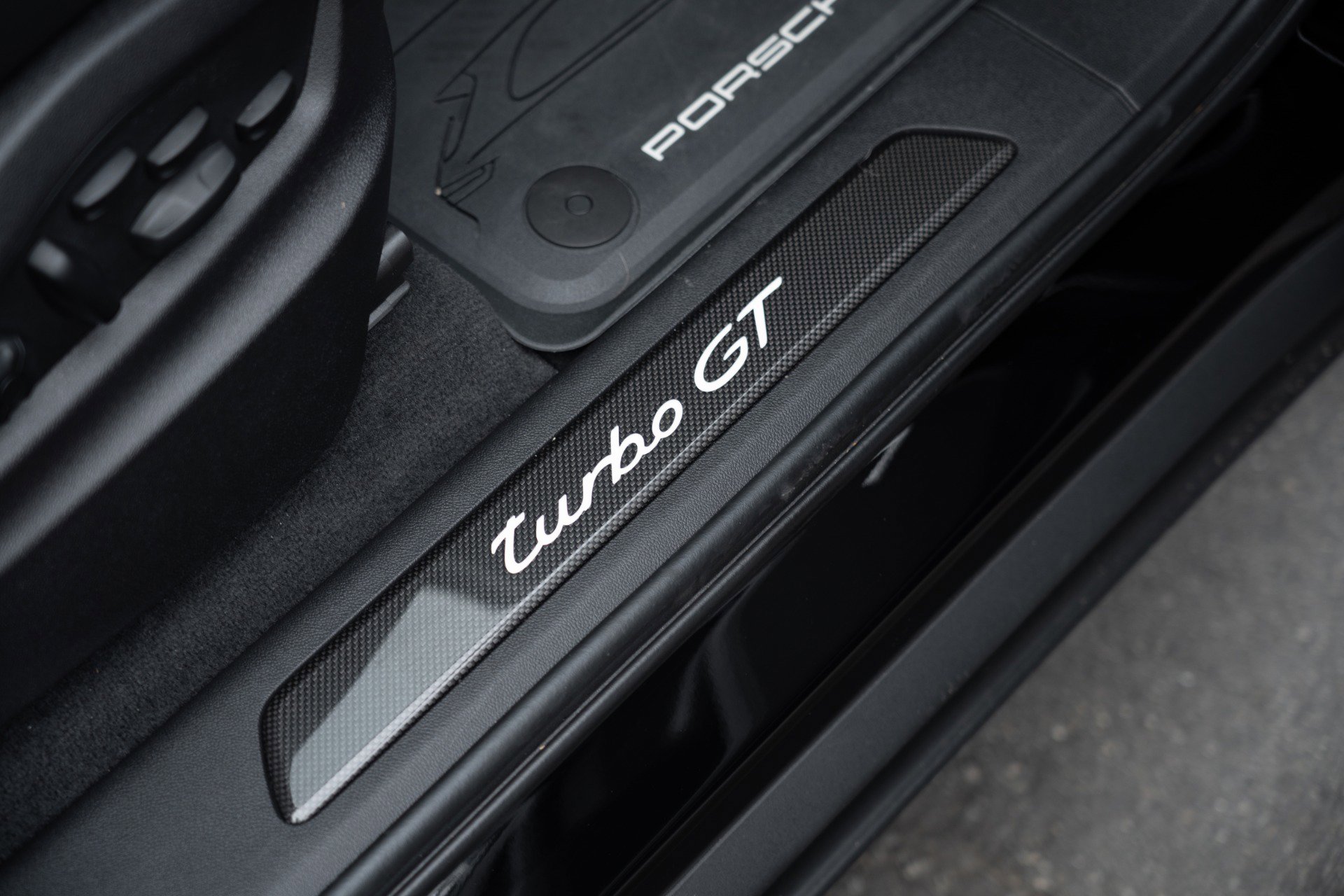 Used 2023 Porsche Cayenne Turbo GT image 42