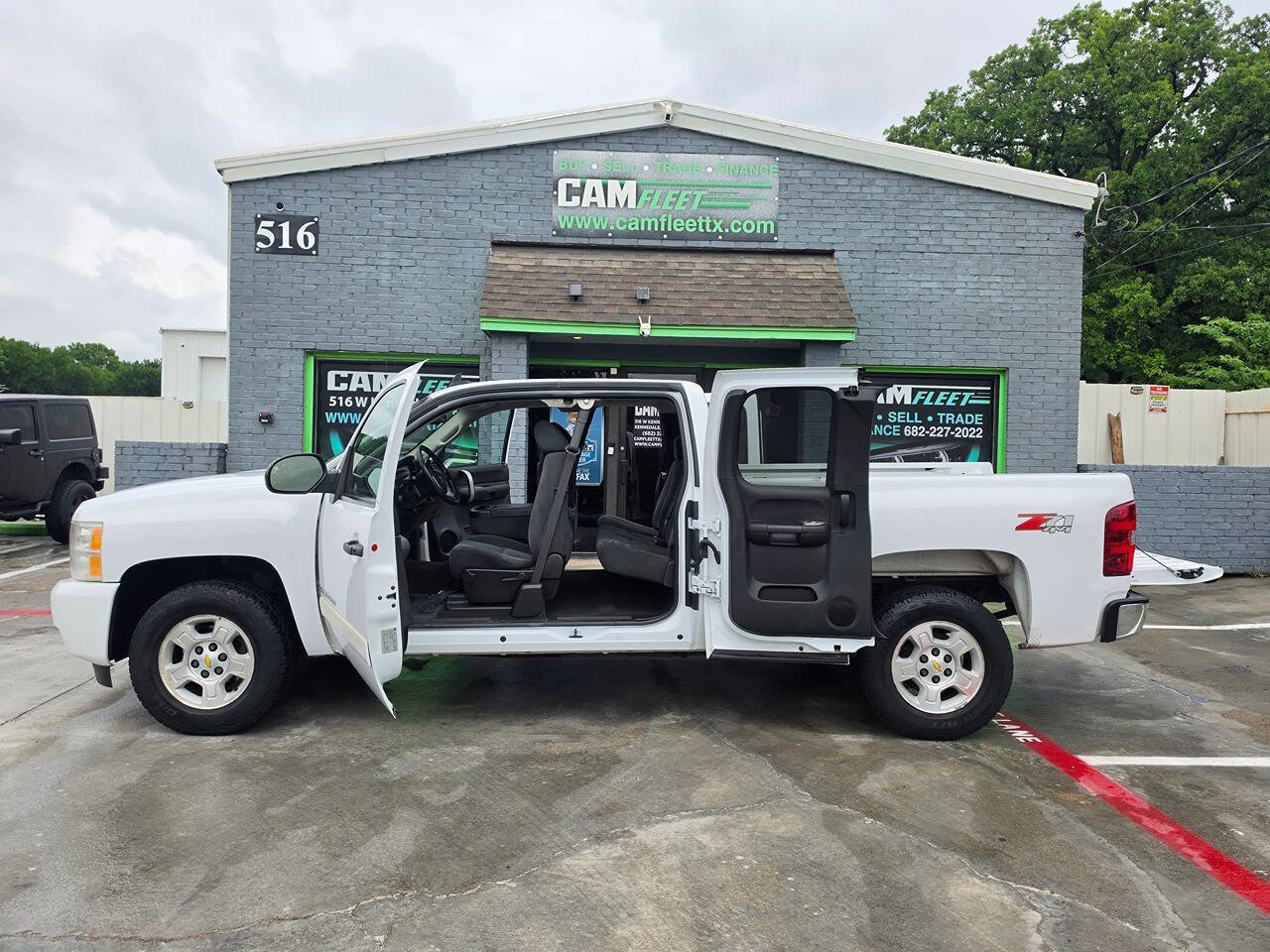 Used 2008 Chevrolet Silverado 1500 LT w/ Power Pack Plus AWD/4WD image 28