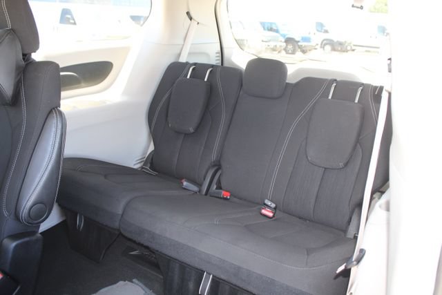 Used 2024 Chrysler Voyager LX FWD image 41