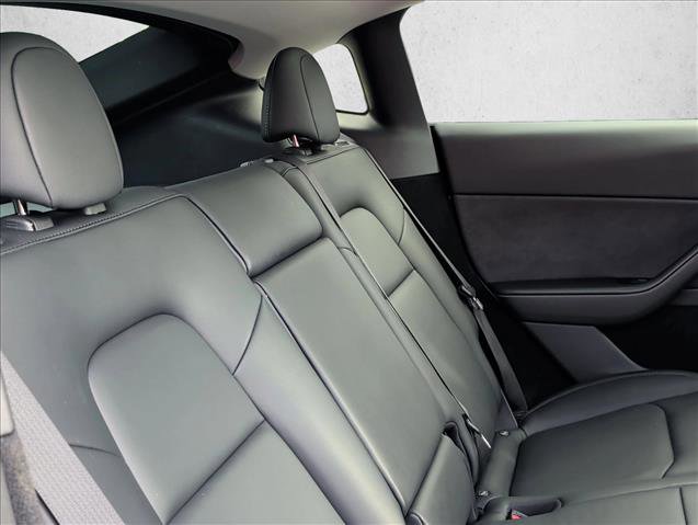 Used 2023 Tesla Model Y Long Range image 21