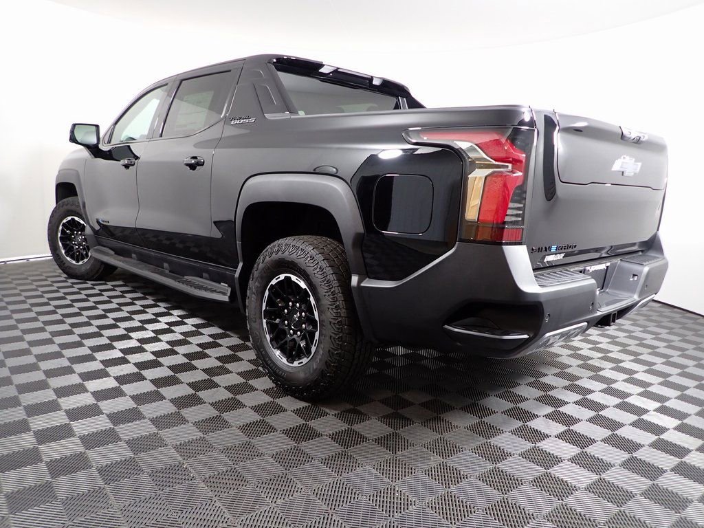 New 2026 Chevrolet Silverado EV Trail Boss w/ Plus Package AWD/4WD image 14