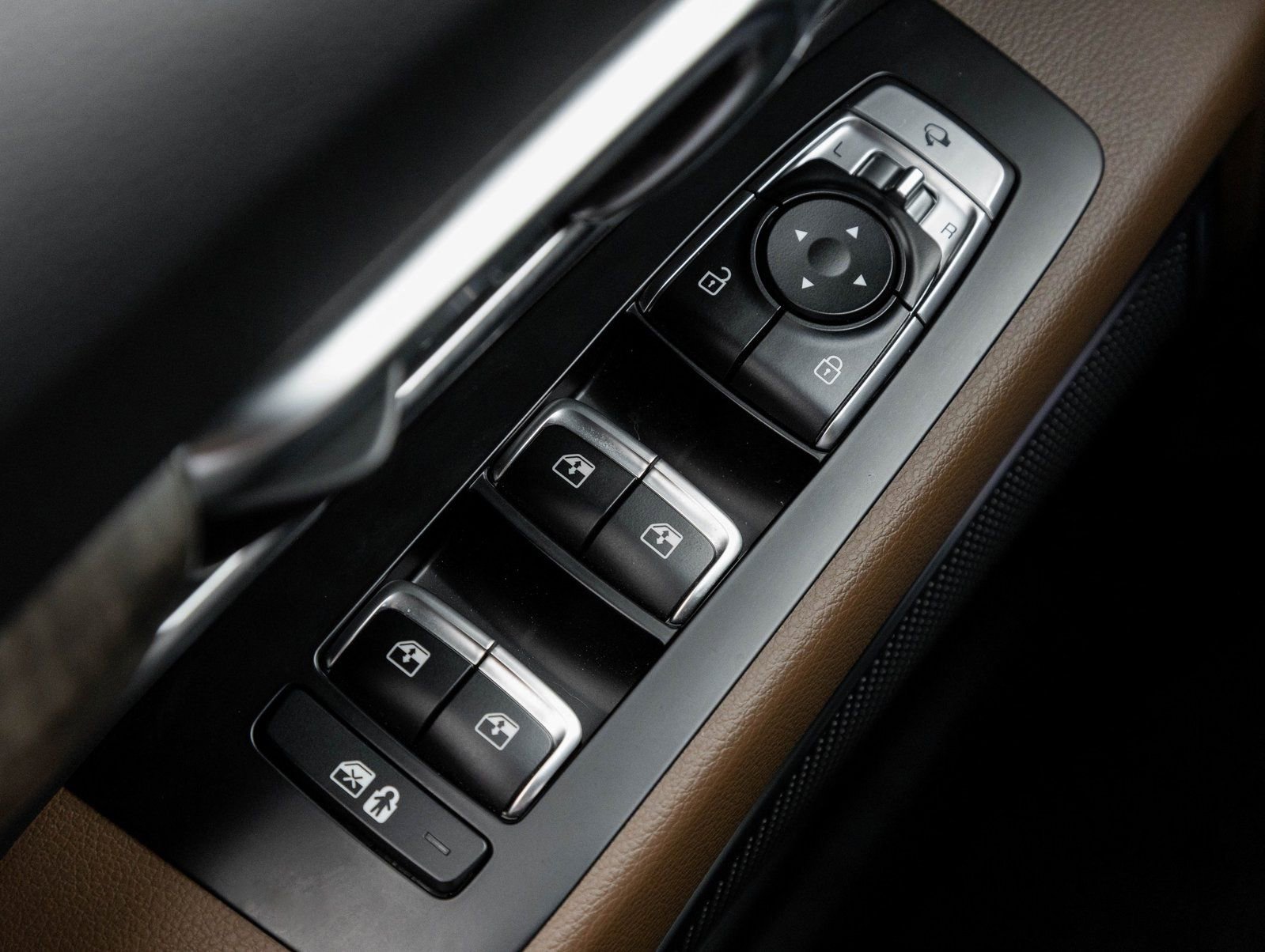 Used 2020 Kia Telluride SX w/ SX Prestige Package image 20