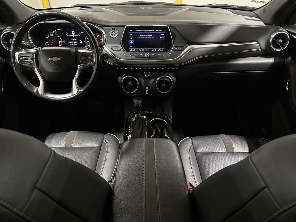 Used 2019 Chevrolet Blazer Premier w/ Sun and Wheels Package AWD/4WD image 10