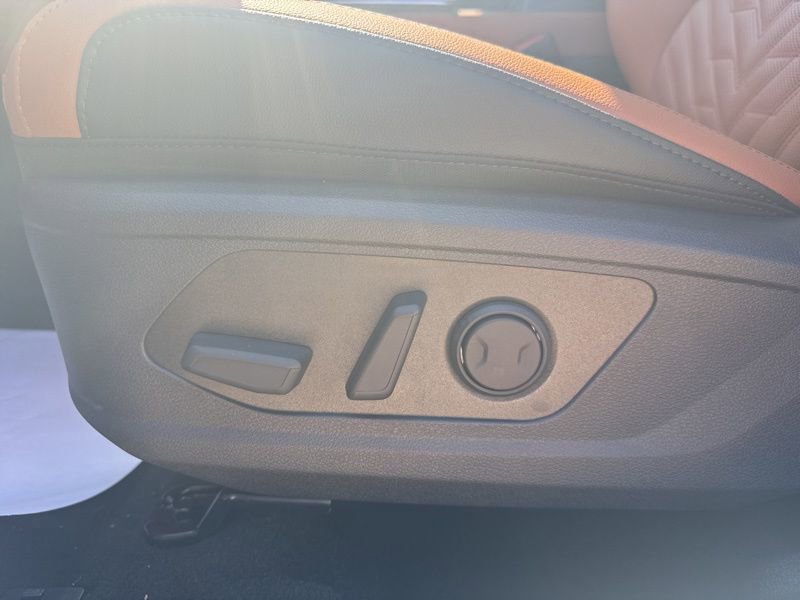 New 2026 Kia Sportage X-Line w/ X-Line Technology Package AWD/4WD image 24