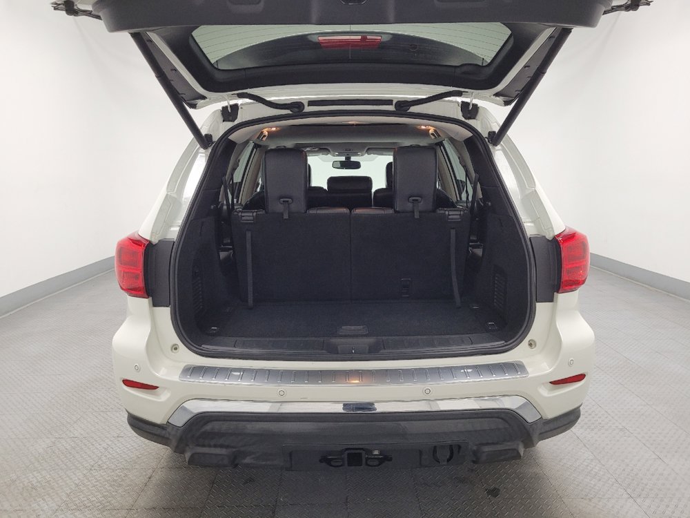 Used 2019 Nissan Pathfinder Platinum FWD image 29