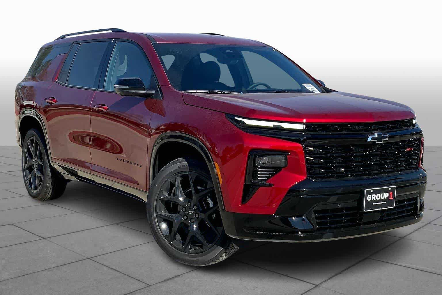New 2026 Chevrolet Traverse RS w/ LPO, Floor Liner Package FWD image 3