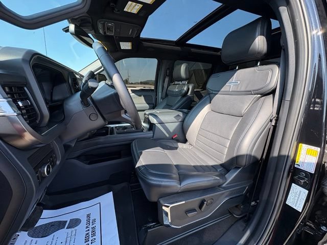 Used 2026 Ford F350 Platinum w/ FX4 Off-Road Package AWD/4WD image 30