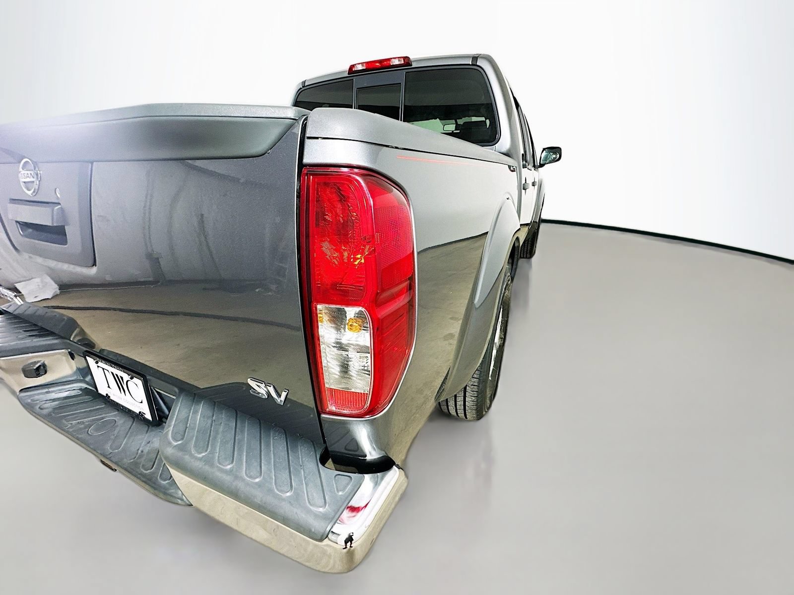 Used 2019 Nissan Frontier SV RWD image 11