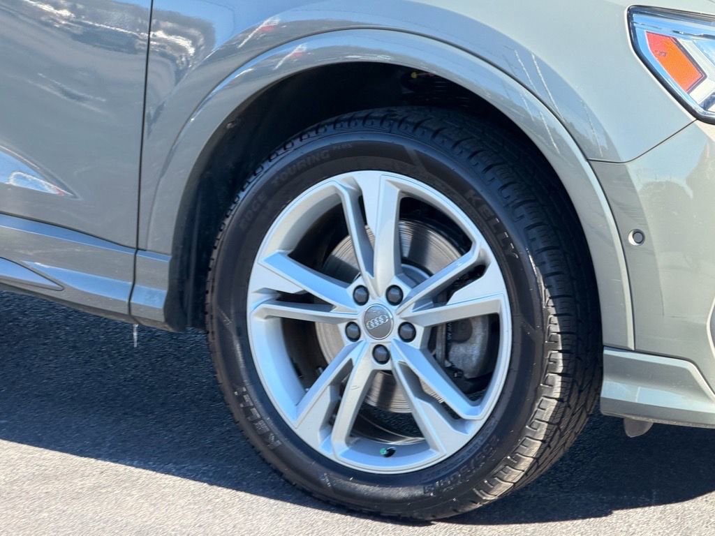 Used 2019 Audi Q3 2.0T Prestige AWD/4WD image 25