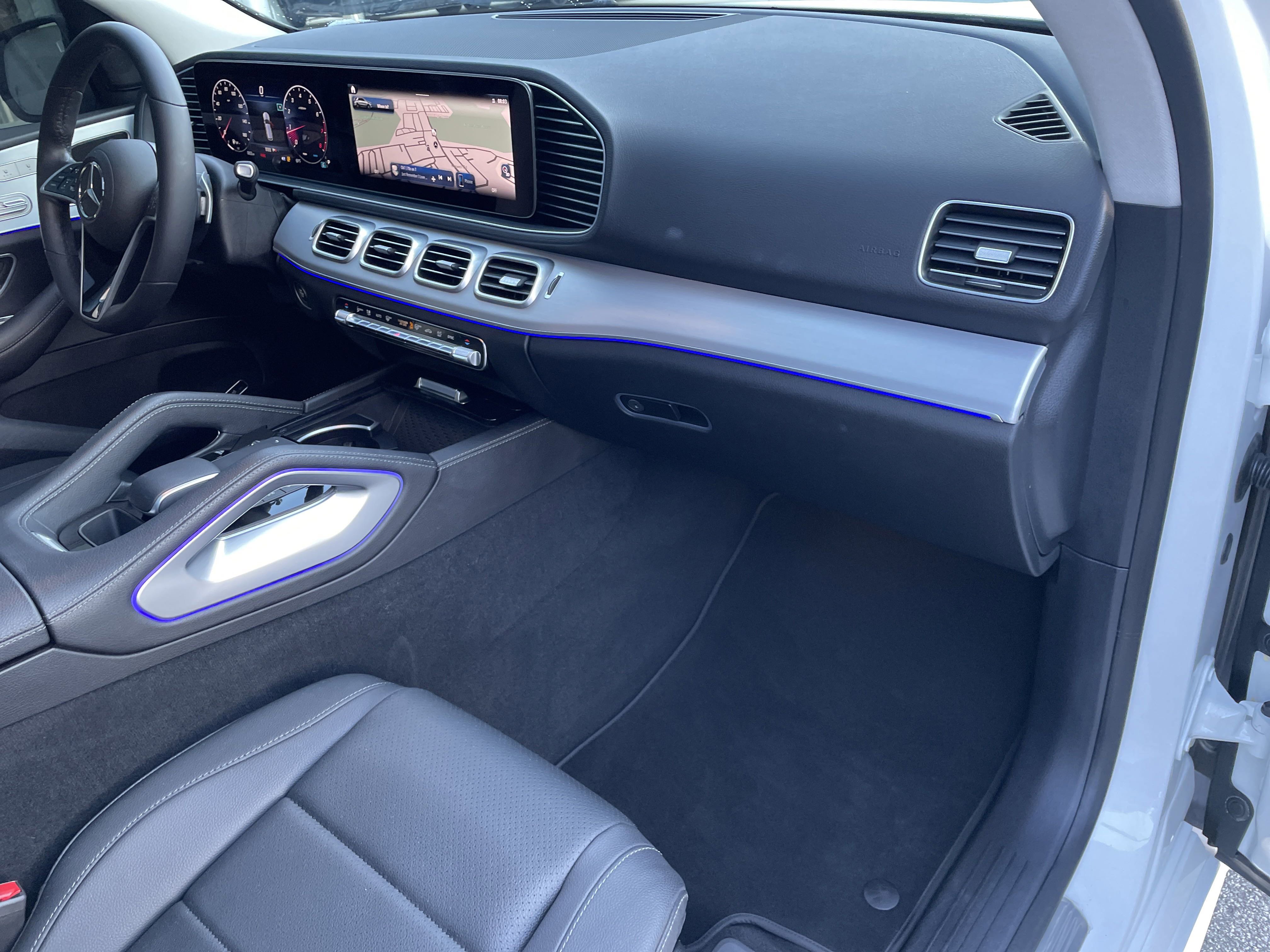Used 2024 Mercedes-Benz GLE 350 4MATIC w/ AMG Line Exterior image 46