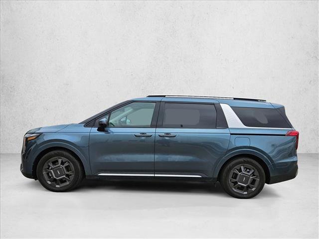 Used 2025 Kia Carnival SX FWD image 7