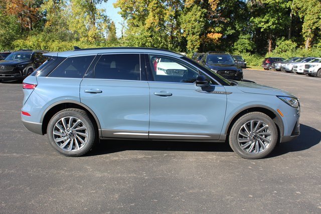 New 2026 Lincoln Corsair Reserve image 2