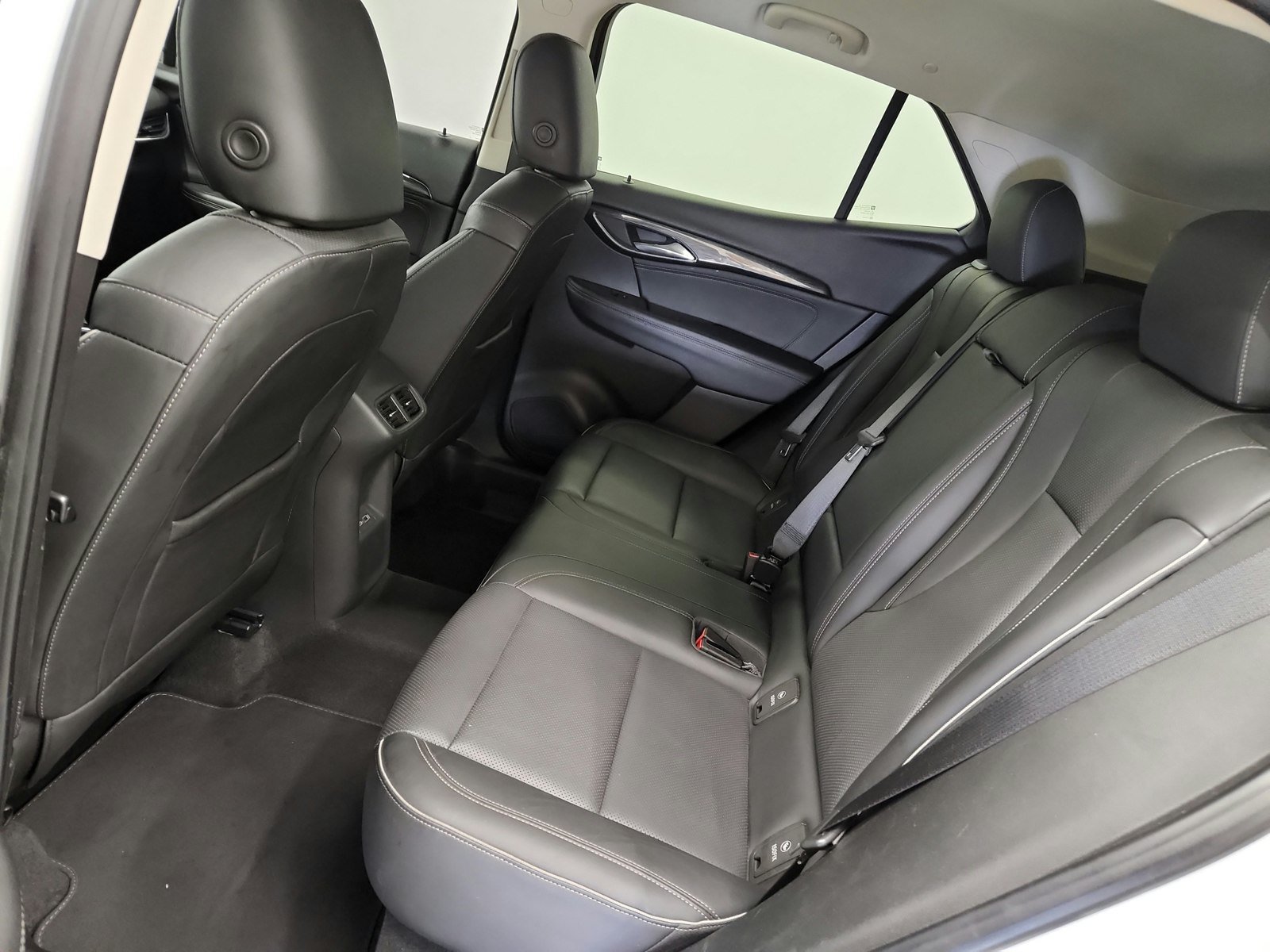 Used 2023 Buick Envision Essence FWD image 23