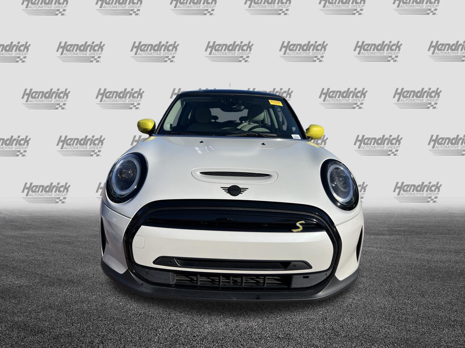 Used 2024 MINI Cooper SE FWD image 3