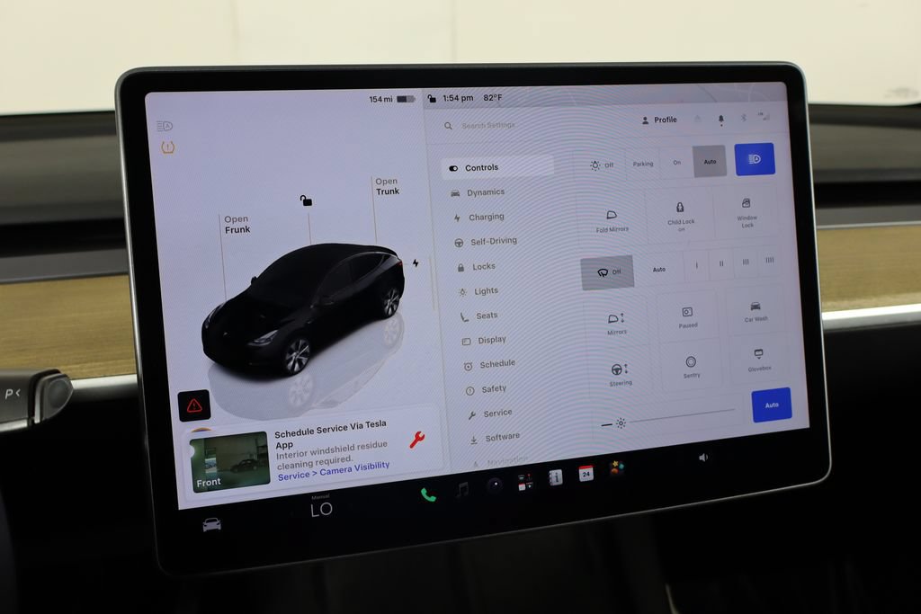 Used 2024 Tesla Model Y Long Range AWD/4WD image 27