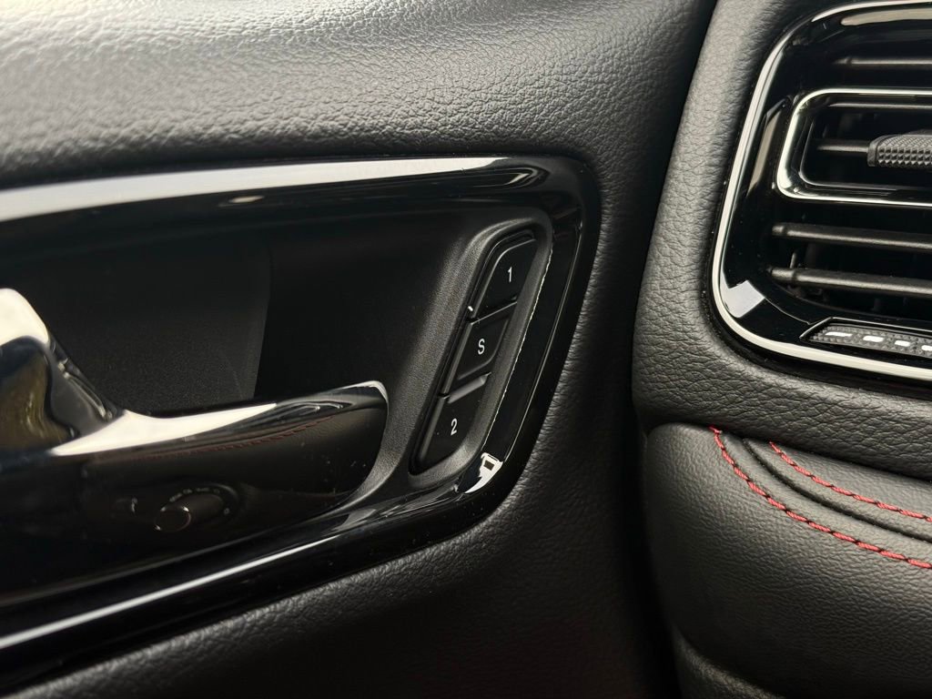 Used 2024 Dodge Durango GT image 22