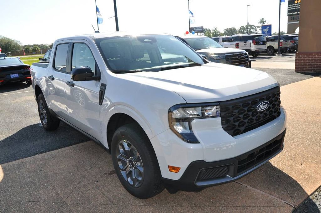 New 2025 Ford Maverick XLT w/ XLT Luxury Package image 7