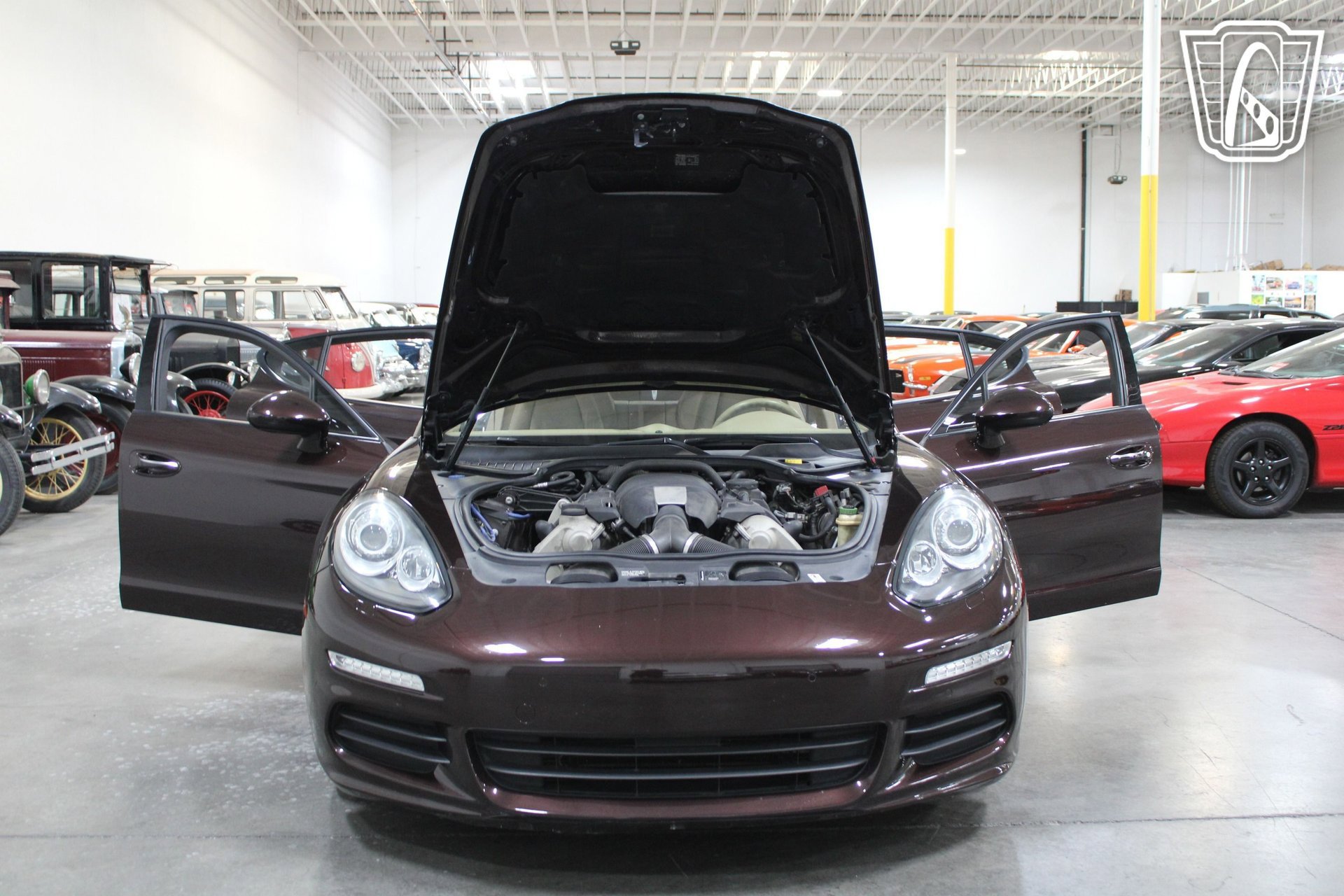 Used 2014 Porsche Panamera 4 image 37