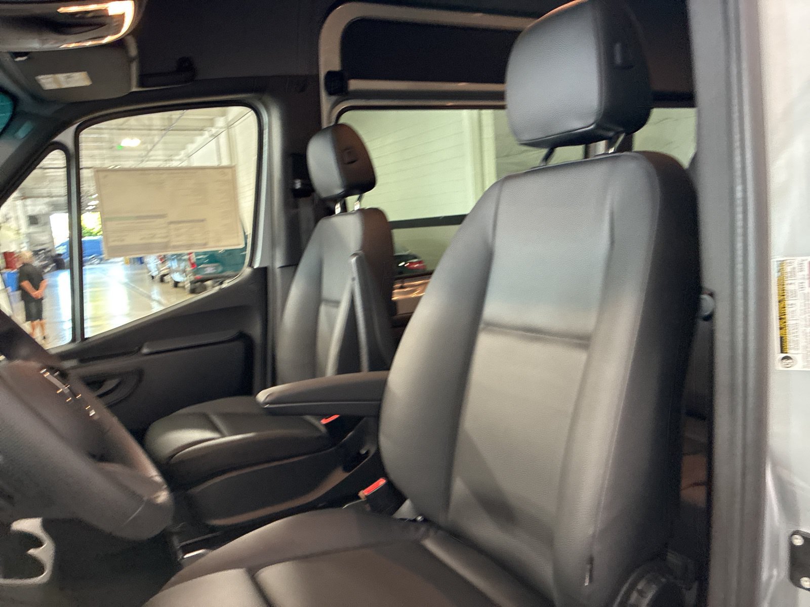 New 2025 Mercedes-Benz Sprinter 2500 image 12